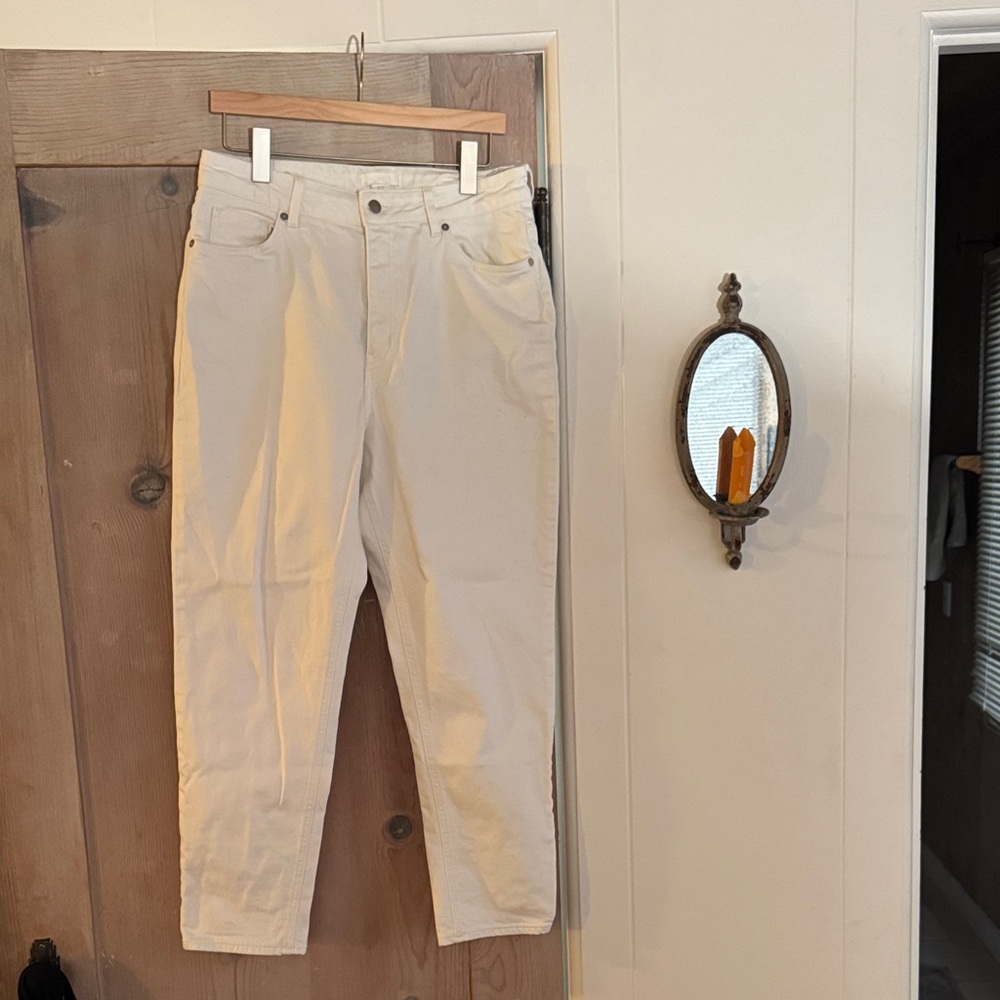 H&M Straight Leg Jeans in Light Beige